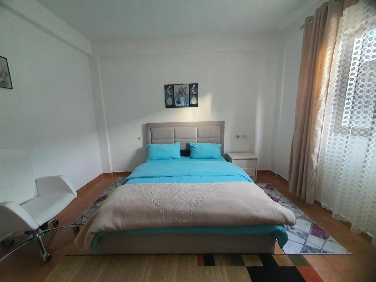 Spacious House With A Big Garden And Fire Pit Villa Tirana Exterior foto